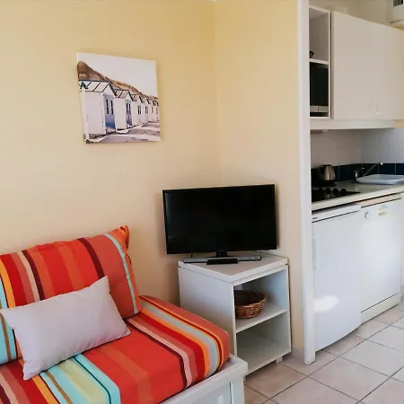 4 Personnes Face Aux Sables D'olonne