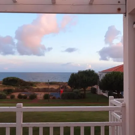4 Personnes Face Aux Sables D'olonne *