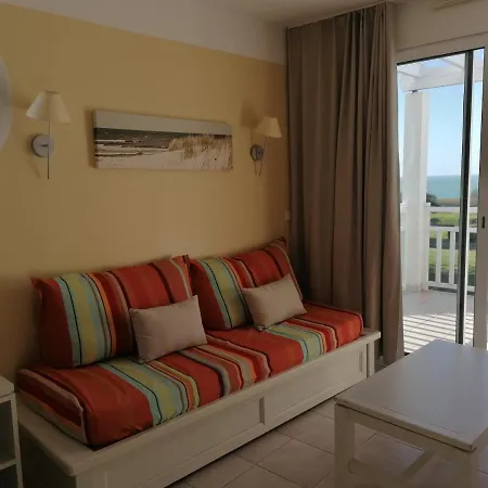 4 Personnes Face Aux Sables D'olonne Appartement