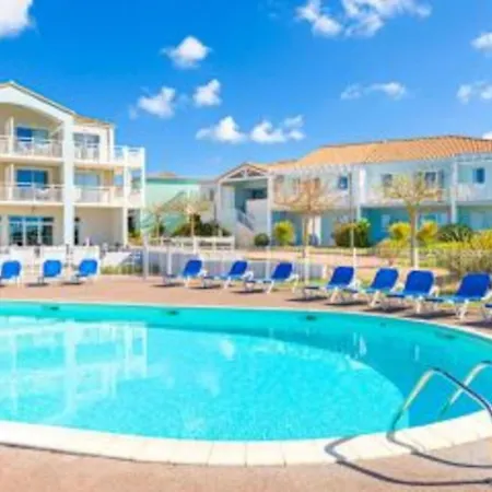 Апартаменты Vue - Piscine Et Calme - 4 Personnes