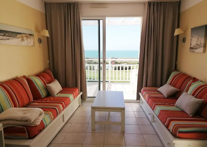 Appartement 4 Personnes Face Aux Sables D'olonne