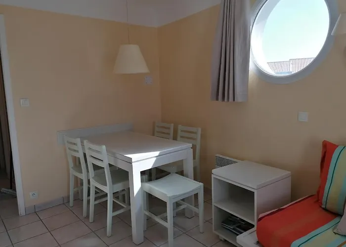 Appartement 4 Personnes Face Aux Sables D'olonne